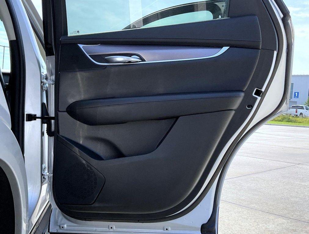 used 2017 Cadillac XT5 car, priced at $15,289