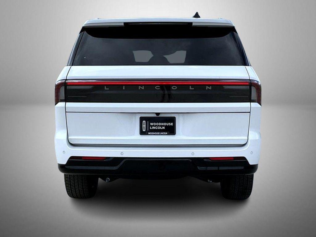 new 2026 Lincoln Navigator car, priced at $123,469