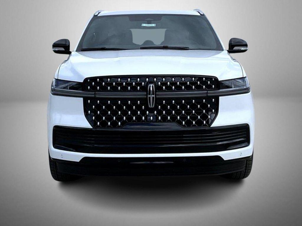 new 2026 Lincoln Navigator car, priced at $123,469