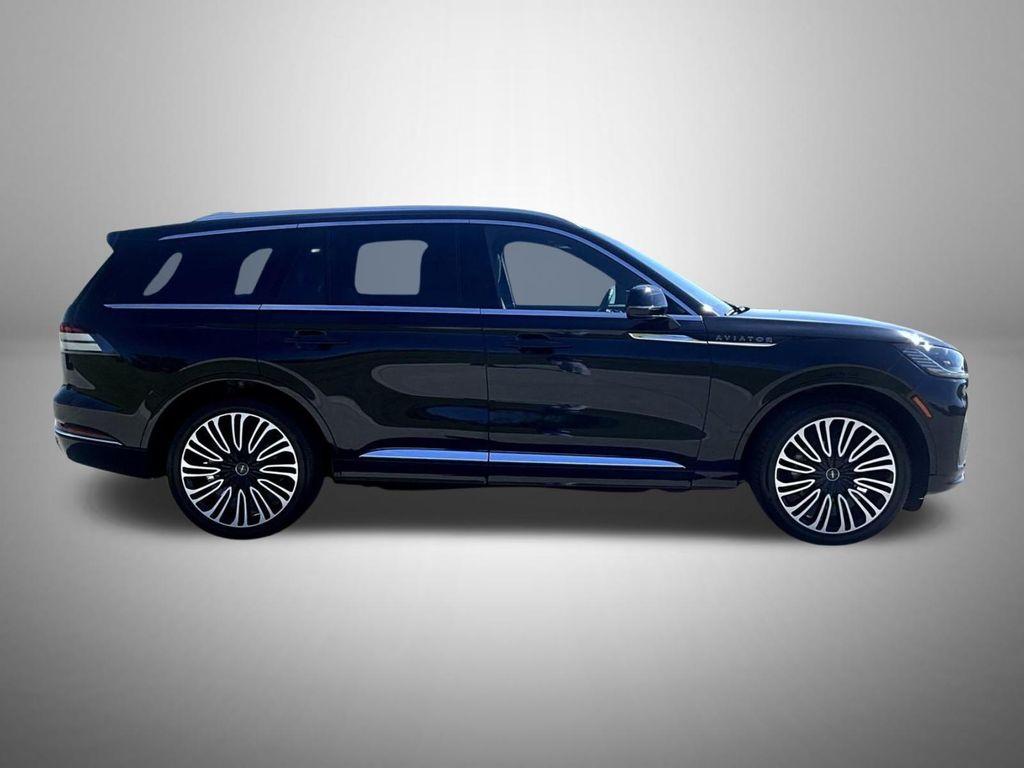 new 2025 Lincoln Aviator car, priced at $76,459