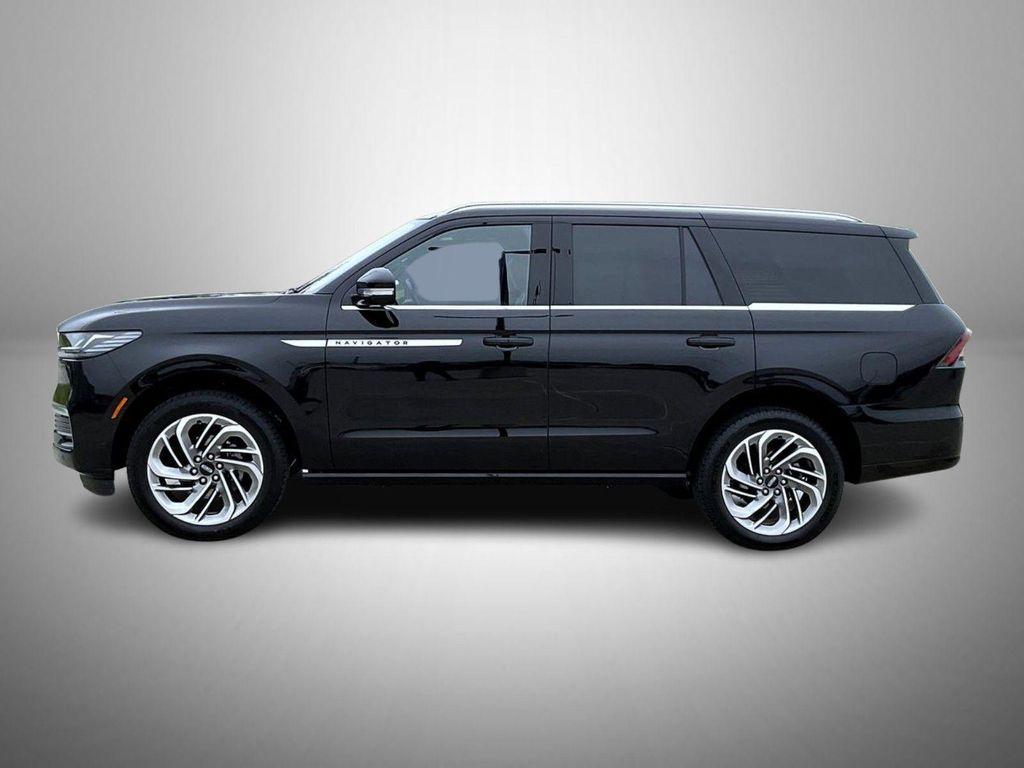 used 2025 Lincoln Navigator car, priced at $85,250