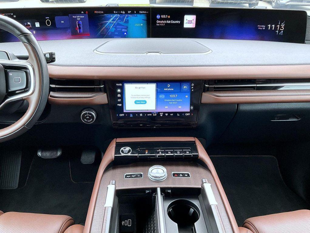 used 2025 Lincoln Navigator car, priced at $85,250