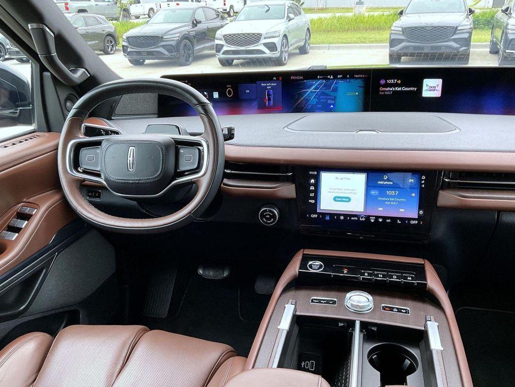 used 2025 Lincoln Navigator car, priced at $85,250