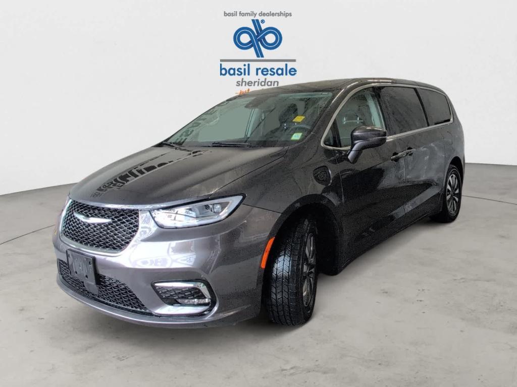 used 2022 Chrysler Pacifica Hybrid car, priced at $24,888