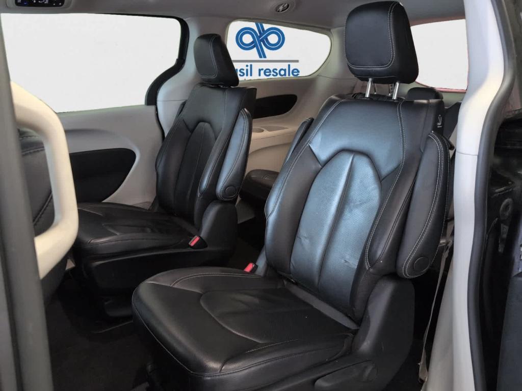 used 2022 Chrysler Pacifica Hybrid car, priced at $24,888