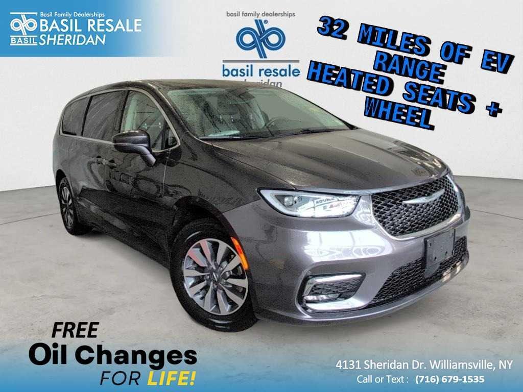 used 2022 Chrysler Pacifica Hybrid car, priced at $24,888