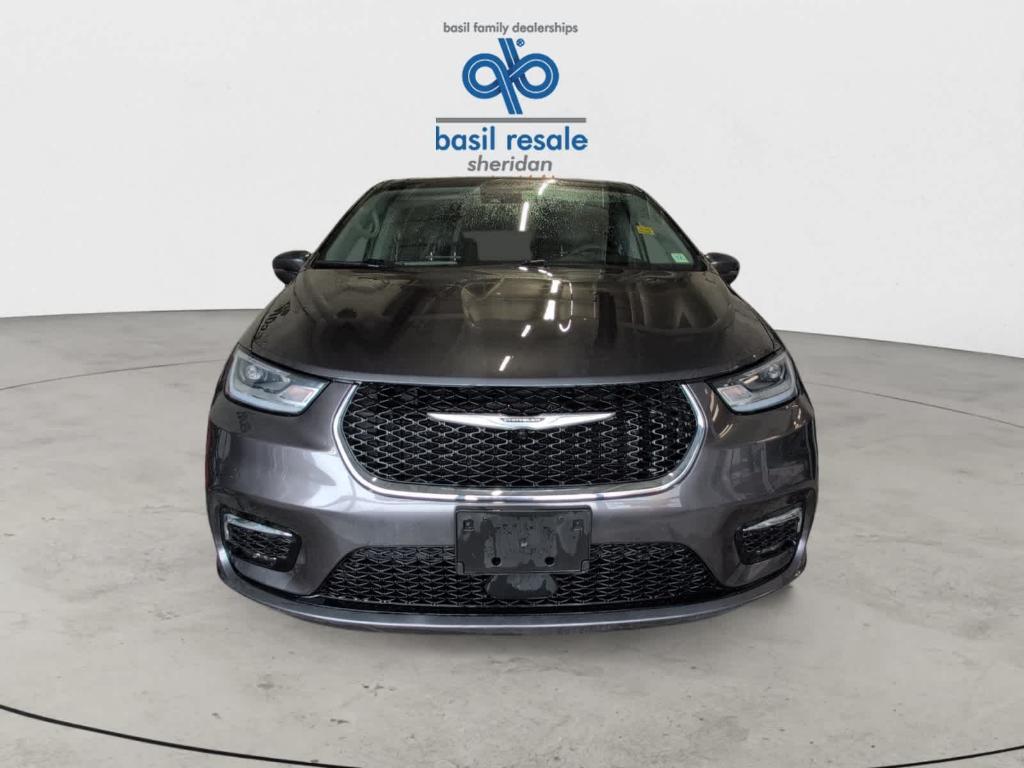 used 2022 Chrysler Pacifica Hybrid car, priced at $24,888