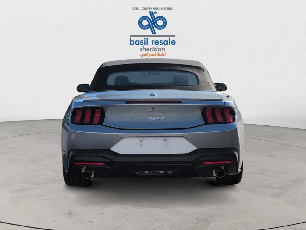 used 2025 Ford Mustang car, priced at $32,977