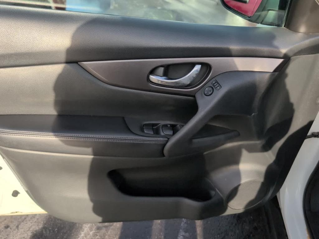 used 2016 Nissan Rogue car, priced at $10,500