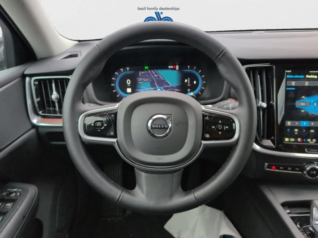 used 2025 Volvo V60 Cross Country car, priced at $37,500