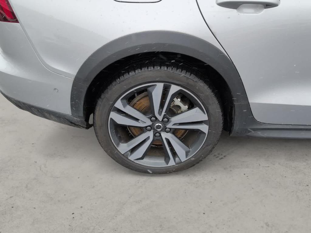 used 2025 Volvo V60 Cross Country car, priced at $37,500