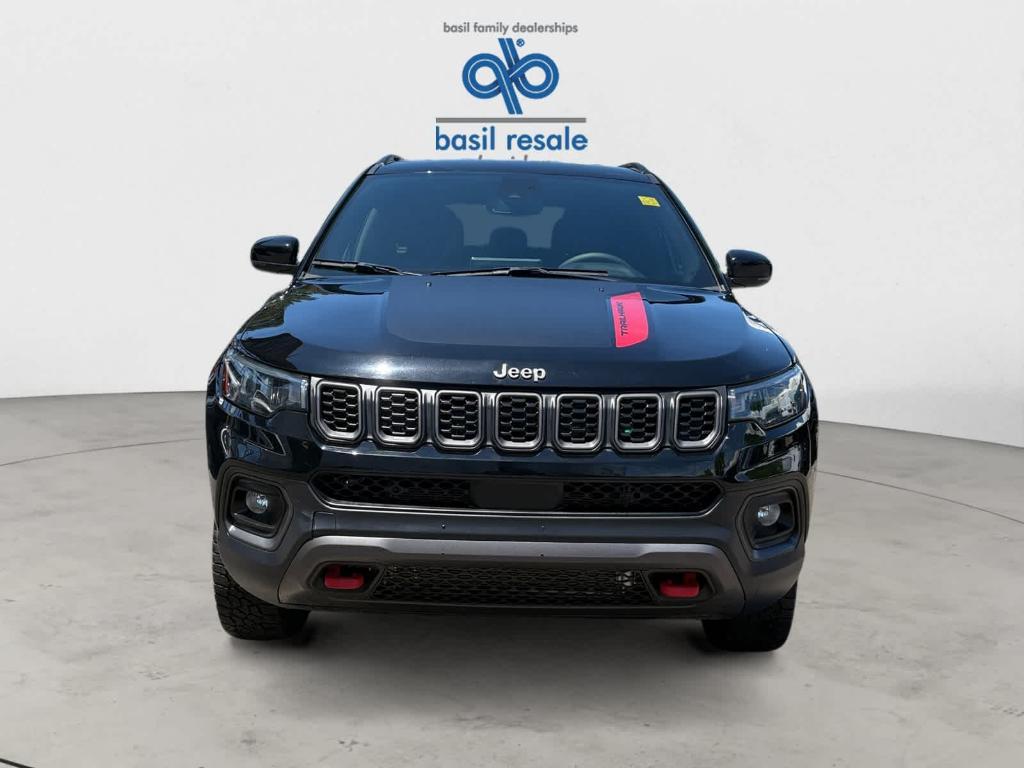 used 2025 Jeep Compass car