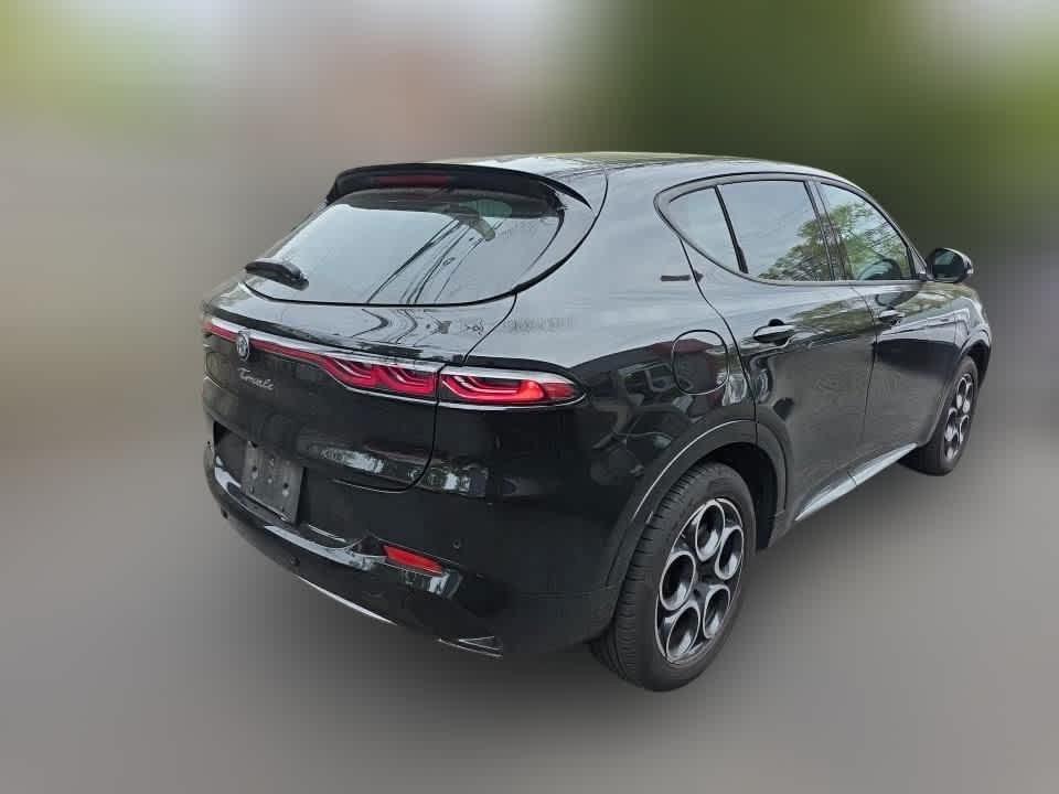 used 2024 Alfa Romeo Tonale car, priced at $27,619