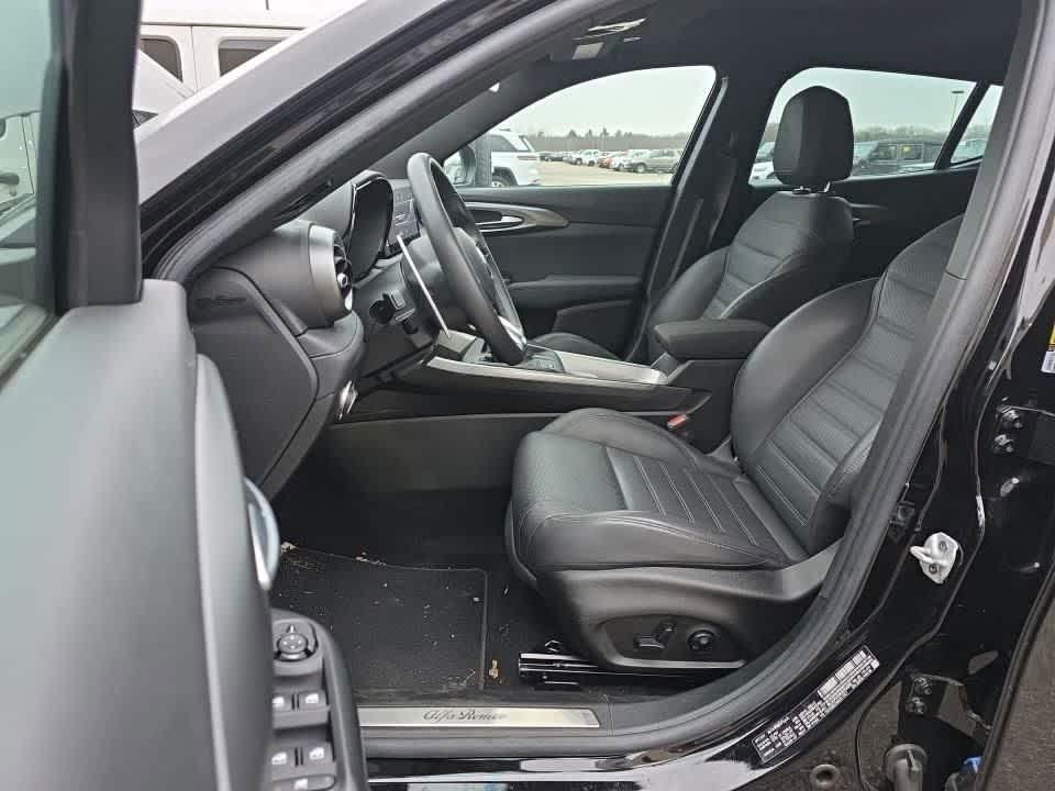 used 2024 Alfa Romeo Tonale car, priced at $26,800