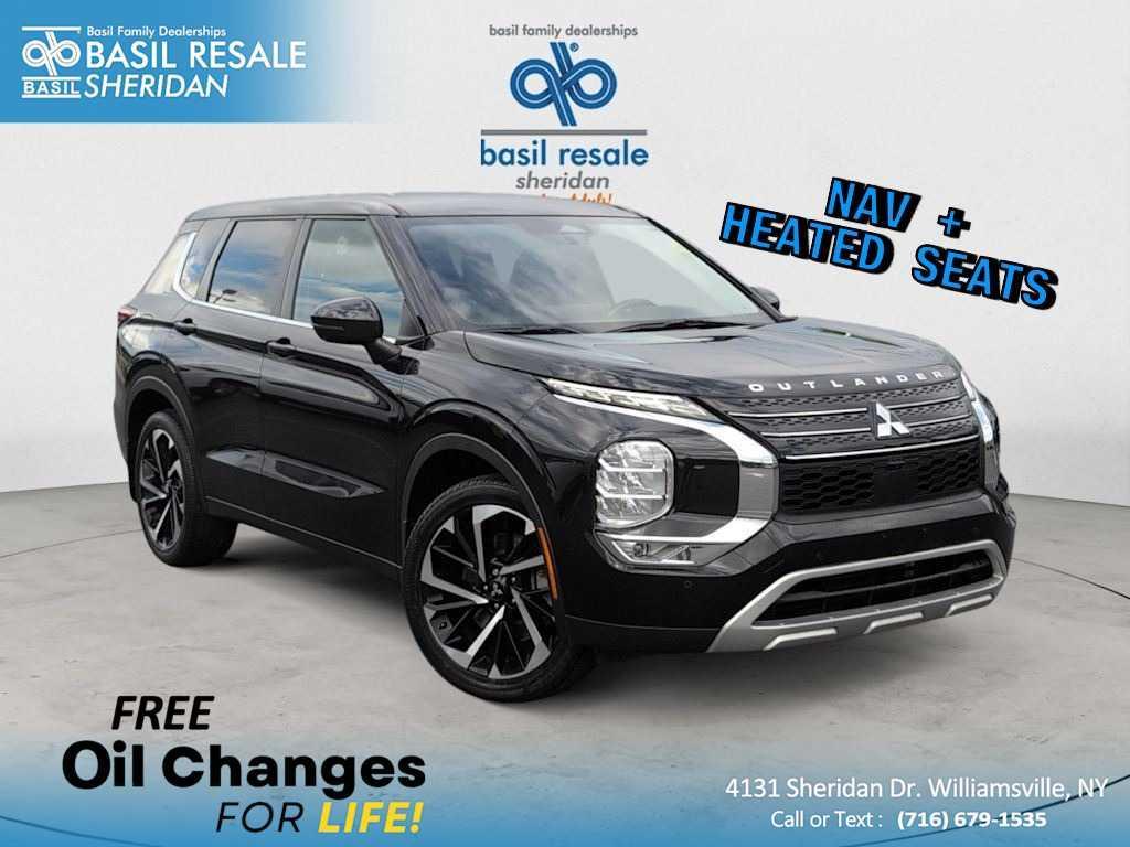 used 2022 Mitsubishi Outlander car, priced at $23,300