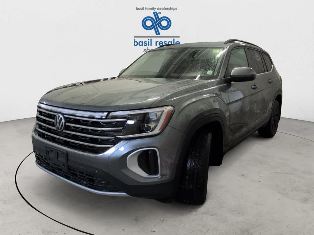 used 2024 Volkswagen Atlas car, priced at $33,700
