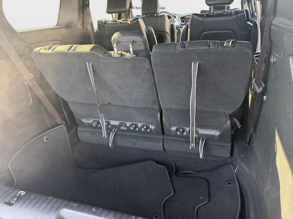 used 2022 Chrysler Pacifica Hybrid car, priced at $30,500