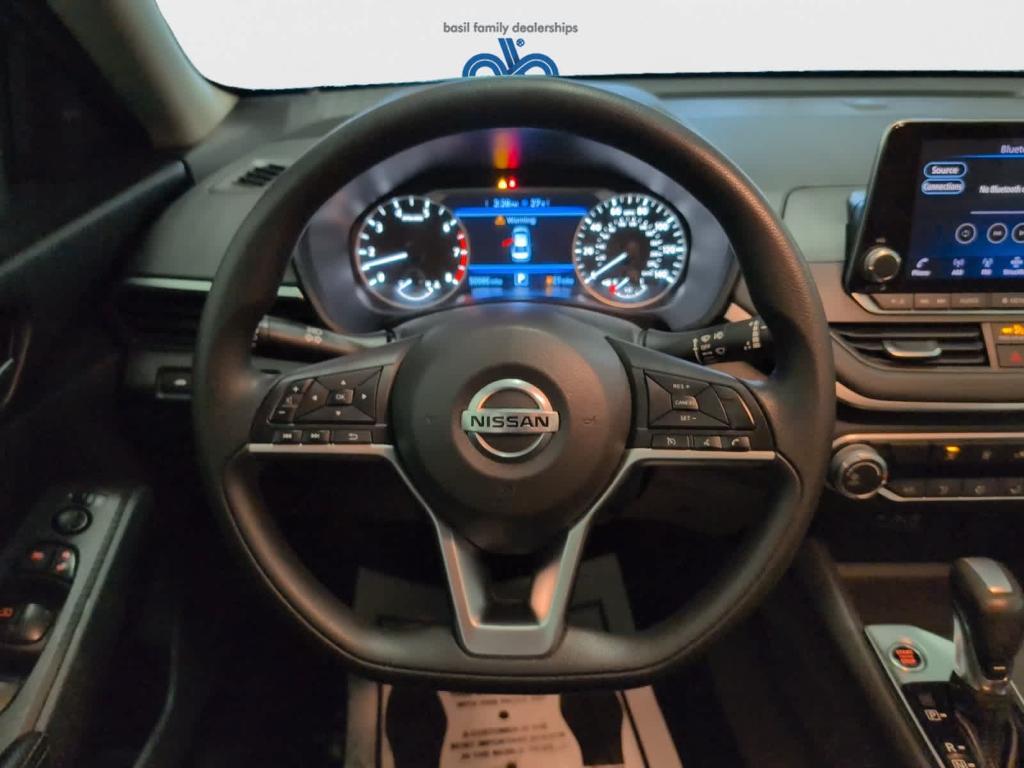 used 2022 Nissan Altima car