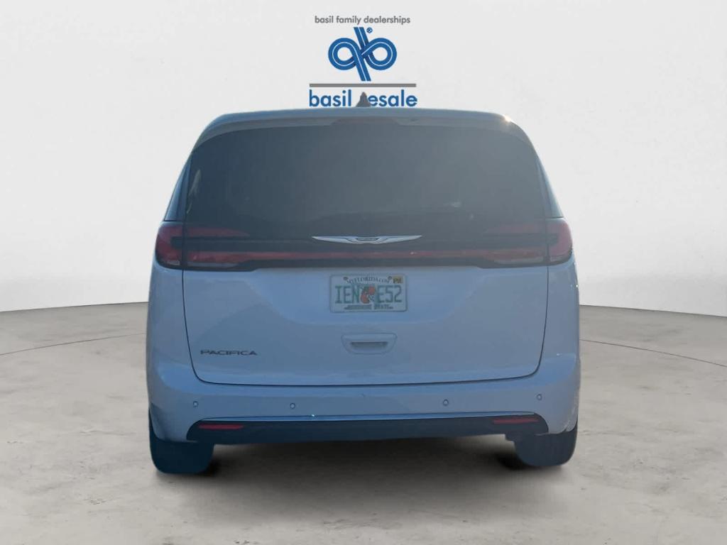 used 2024 Chrysler Pacifica car, priced at $28,944