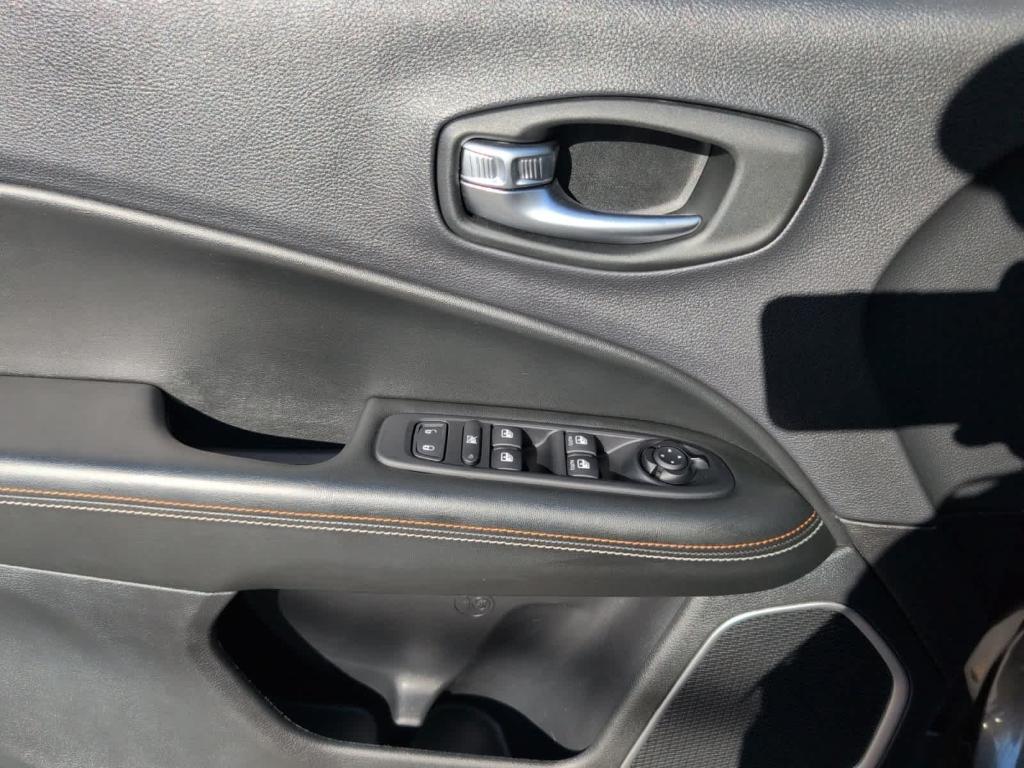 used 2020 Jeep Compass car
