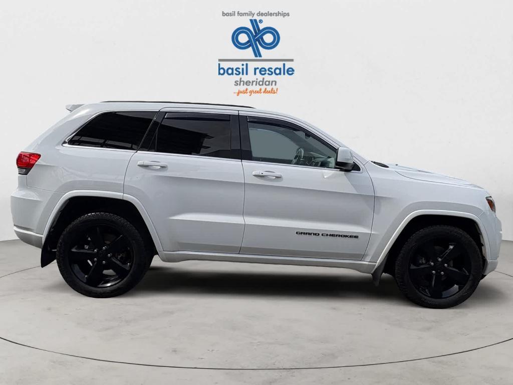 used 2014 Jeep Grand Cherokee car, priced at $14,174