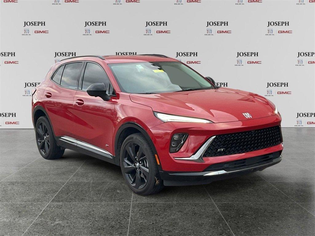 used 2025 Buick Envision car, priced at $28,500