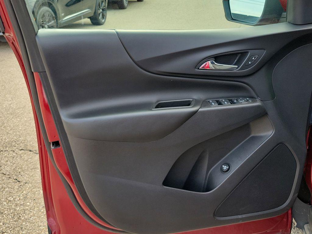 used 2021 Chevrolet Equinox car, priced at $19,500