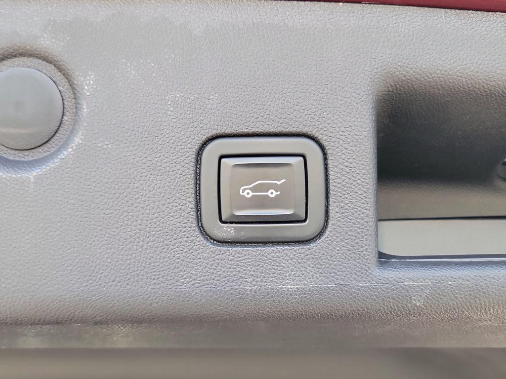 used 2021 Chevrolet Equinox car, priced at $19,500