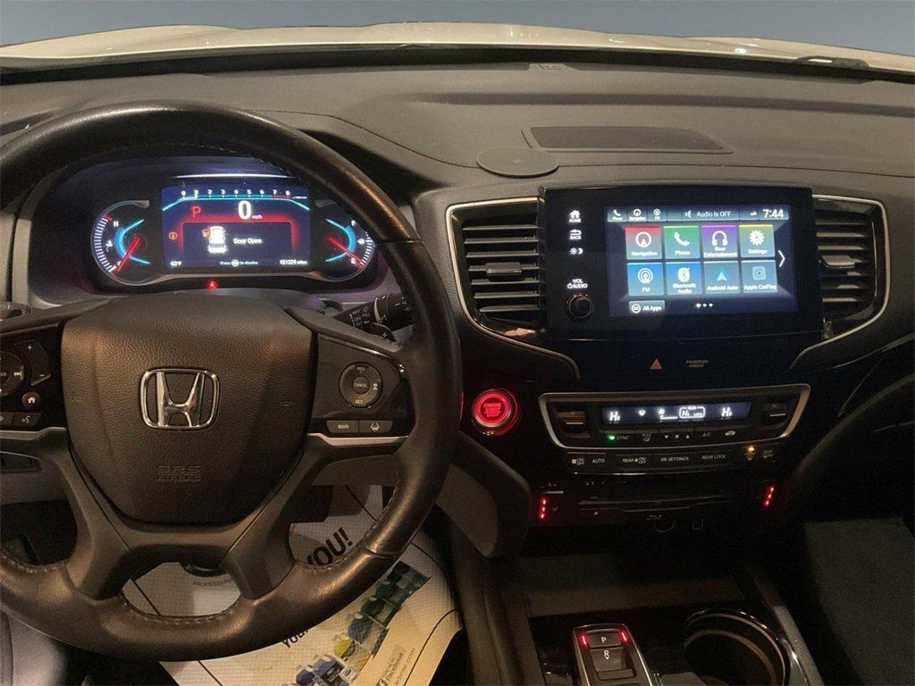 used 2022 Honda Pilot car, priced at $26,999