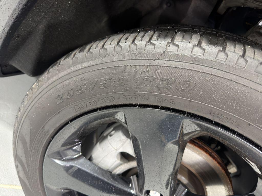 used 2024 Jeep Grand Cherokee car, priced at $42,969