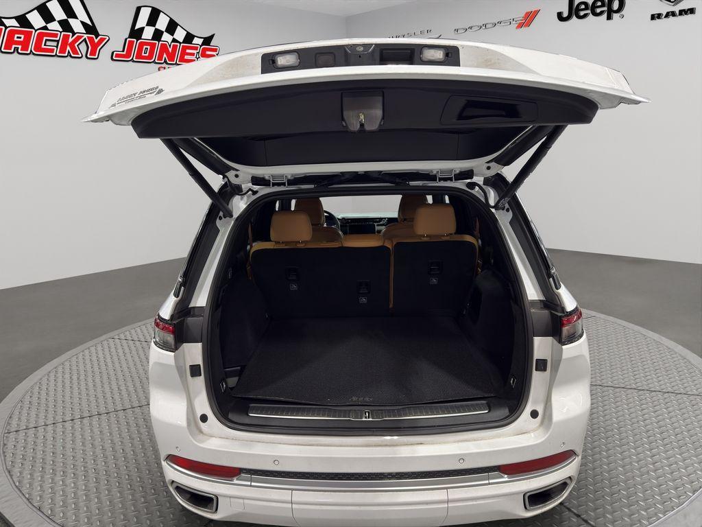 used 2024 Jeep Grand Cherokee car, priced at $49,969