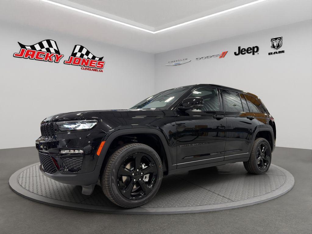 new 2025 Jeep Grand Cherokee car, priced at $47,759