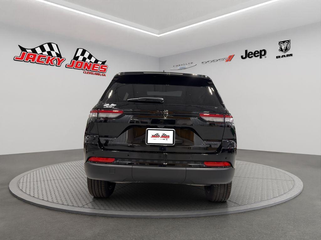 new 2025 Jeep Grand Cherokee car, priced at $47,759