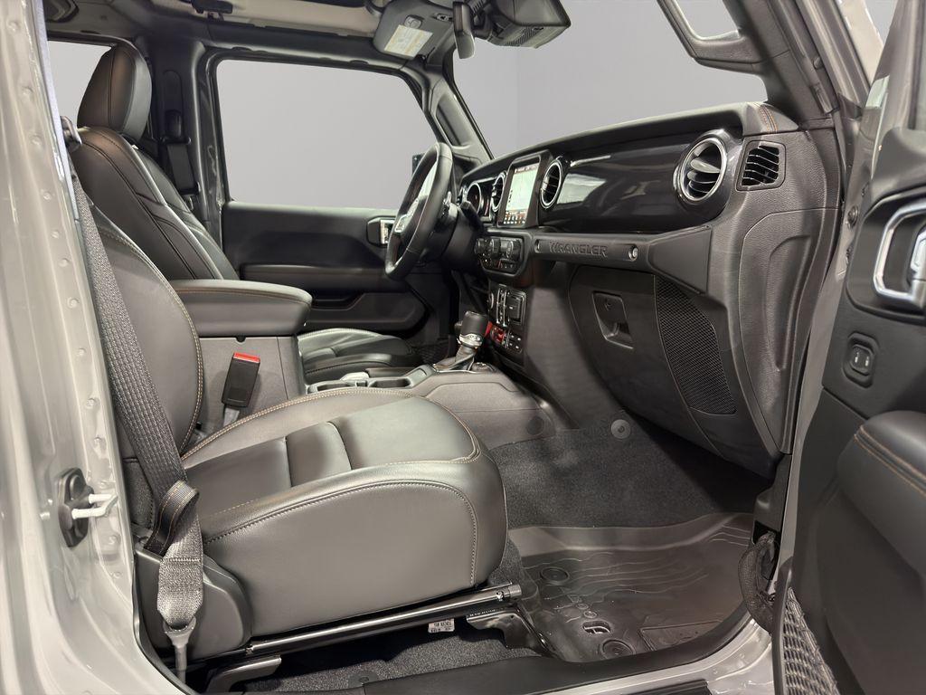 used 2022 Jeep Wrangler Unlimited car, priced at $75,068