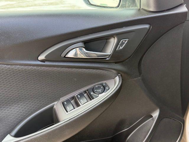 used 2025 Chevrolet Malibu car, priced at $18,499