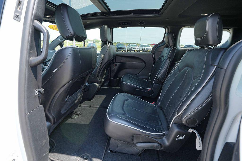 used 2025 Chrysler Pacifica car, priced at $32,350