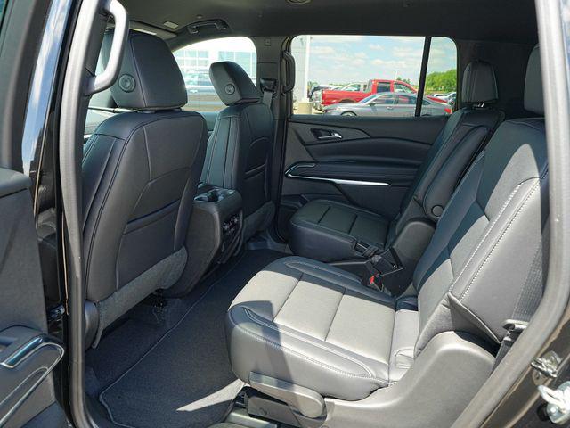 new 2026 Chevrolet Traverse car, priced at $44,078