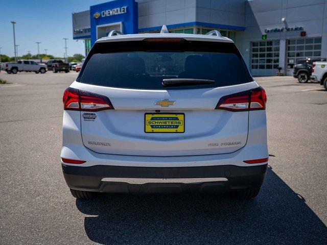 2023 Iridescent Pearl Tricoat Chevrolet Equinox