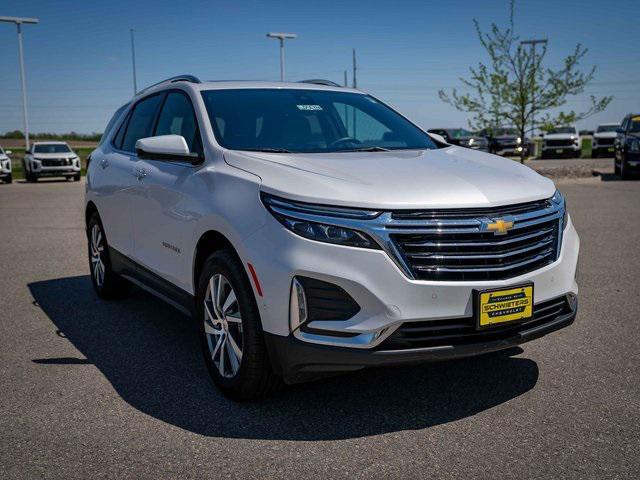 2023 Iridescent Pearl Tricoat Chevrolet Equinox