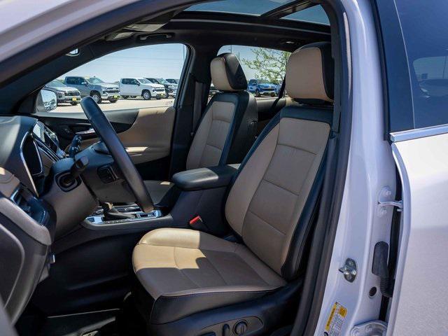 2023 Iridescent Pearl Tricoat Chevrolet Equinox