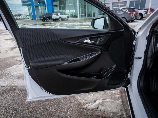 used 2025 Chevrolet Malibu car, priced at $18,999