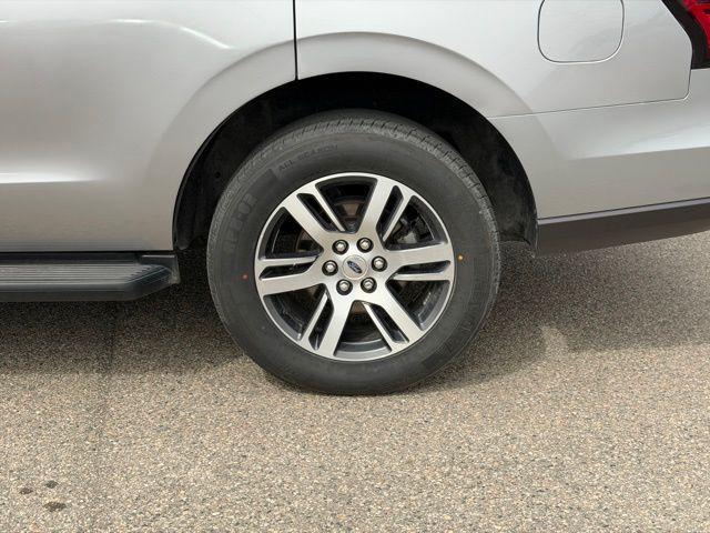 used 2024 Ford Expedition car, priced at $39,850