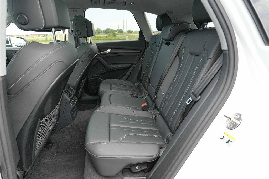 Audi Q5 view 20