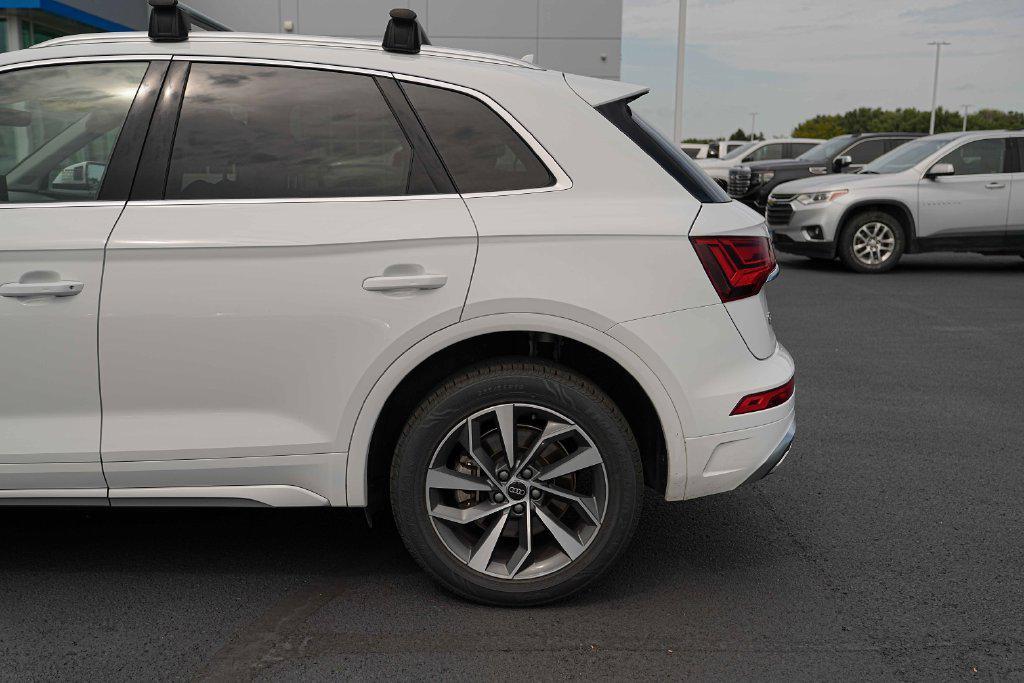 Audi Q5 view 13