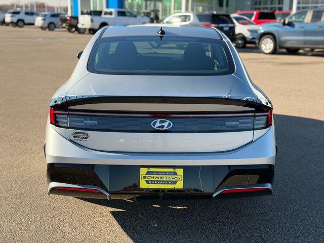 used 2025 Hyundai Sonata car, priced at $19,999