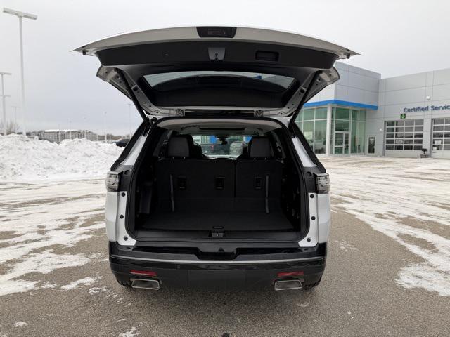 used 2021 Chevrolet Traverse car, priced at $28,999