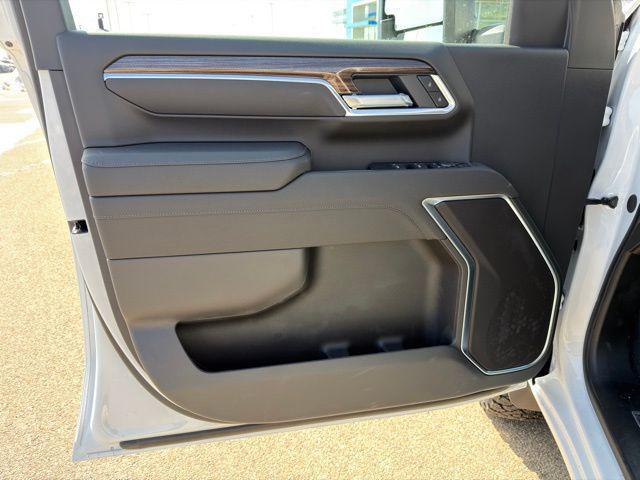 new 2026 Chevrolet Silverado 3500 car, priced at $62,325