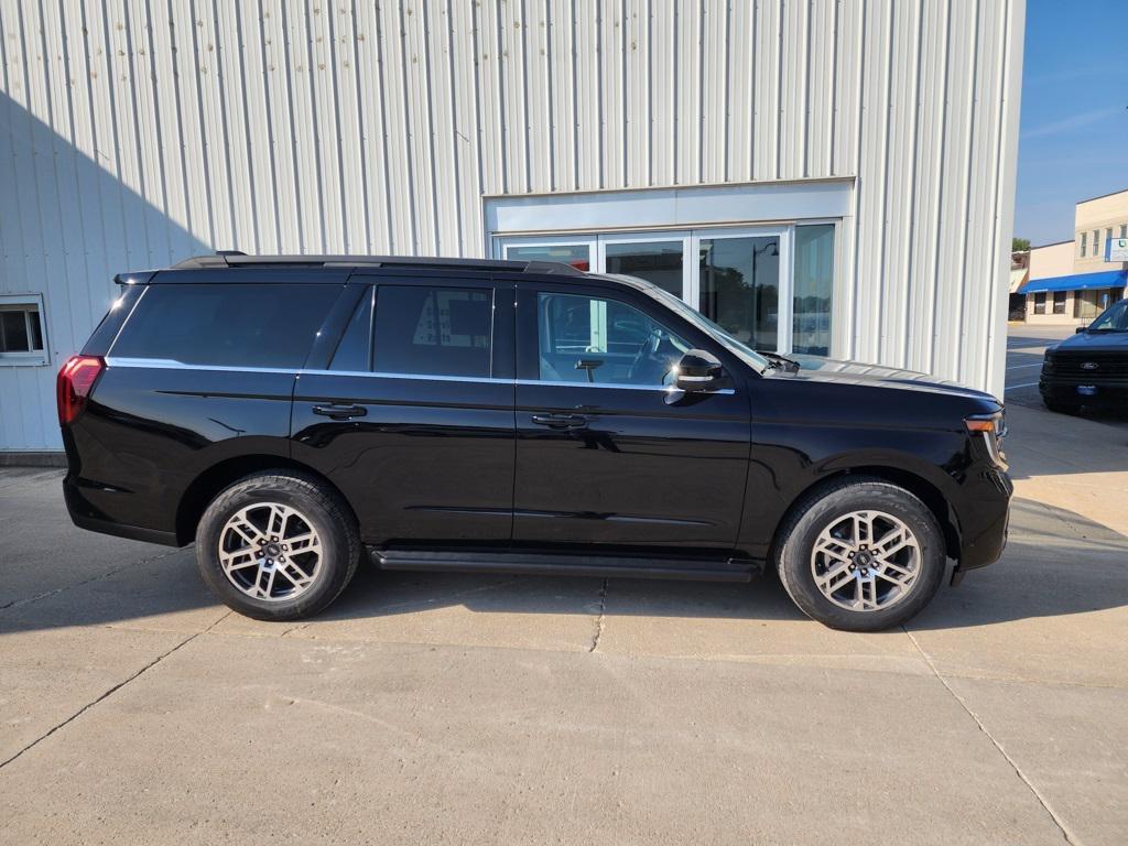 new 2025 Ford Expedition car, priced at $68,953