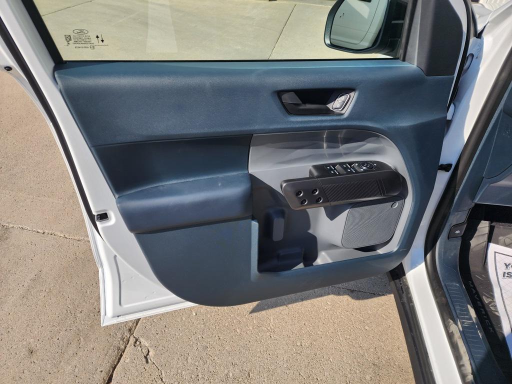 new 2025 Ford Maverick car, priced at $33,968