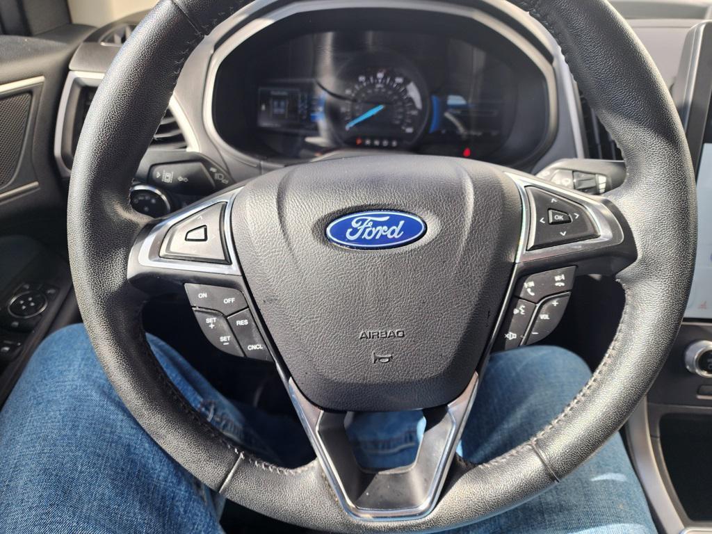 used 2022 Ford Edge car, priced at $25,500